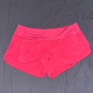 Lululemon speed up low rise lines short 2.5” (size 2) LIP GLOSS (RARE)